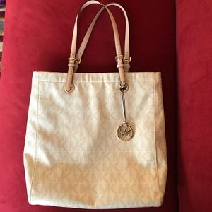 Michael Kors tote